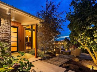 631 11th Ave W, Kirkland, WA