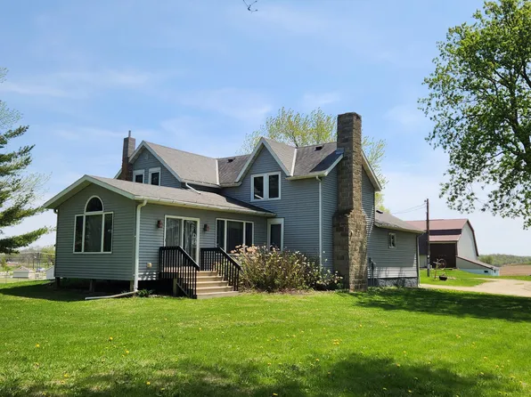 6200 37th St W, Webster, MN 55088