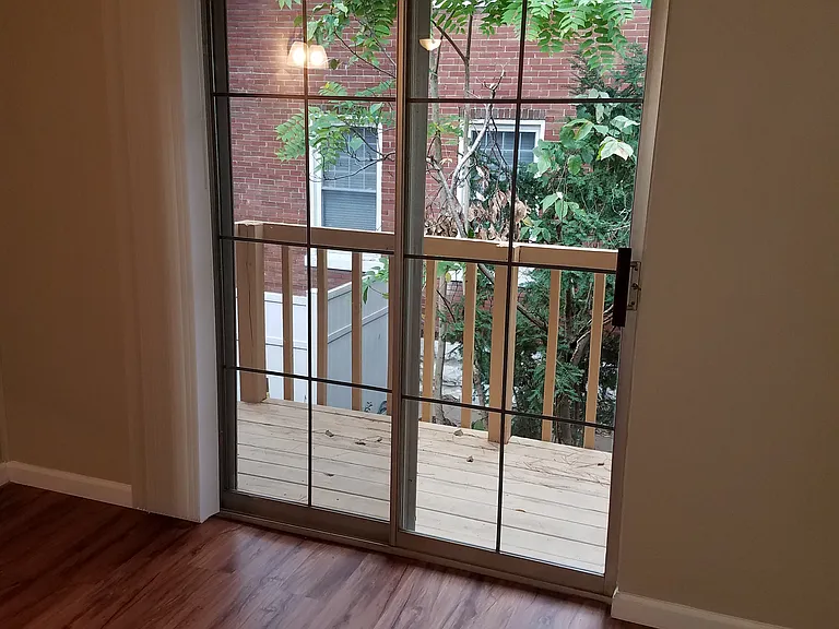 505 N Benton Ave — Photo 36