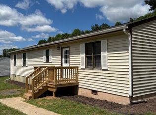 165 Rockridge Ct, Dillwyn, VA 23936