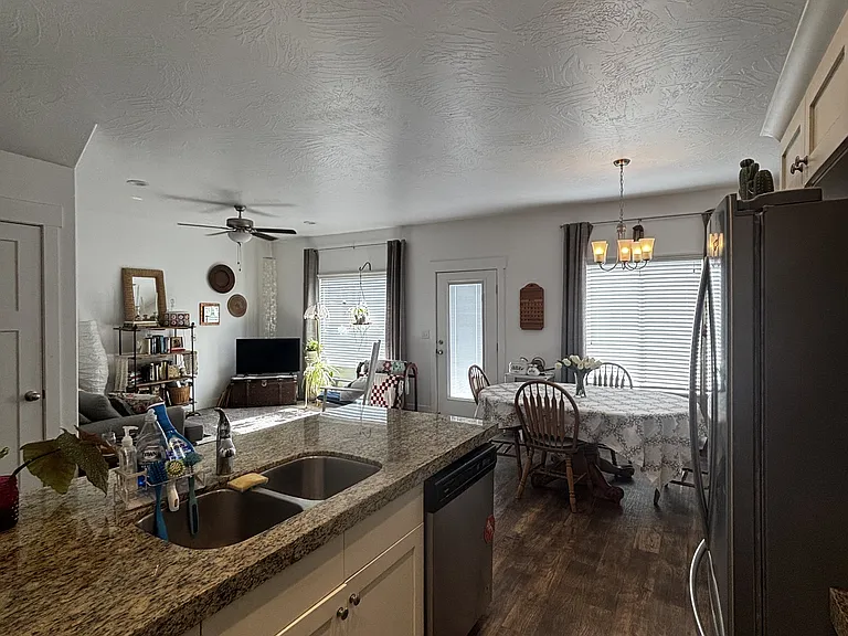 7538 N Cottage Ln — Photo 7