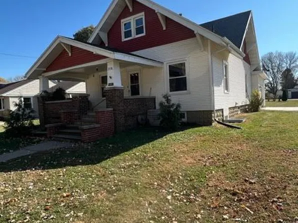 310 E Elm St, Hubbard, IA 50122