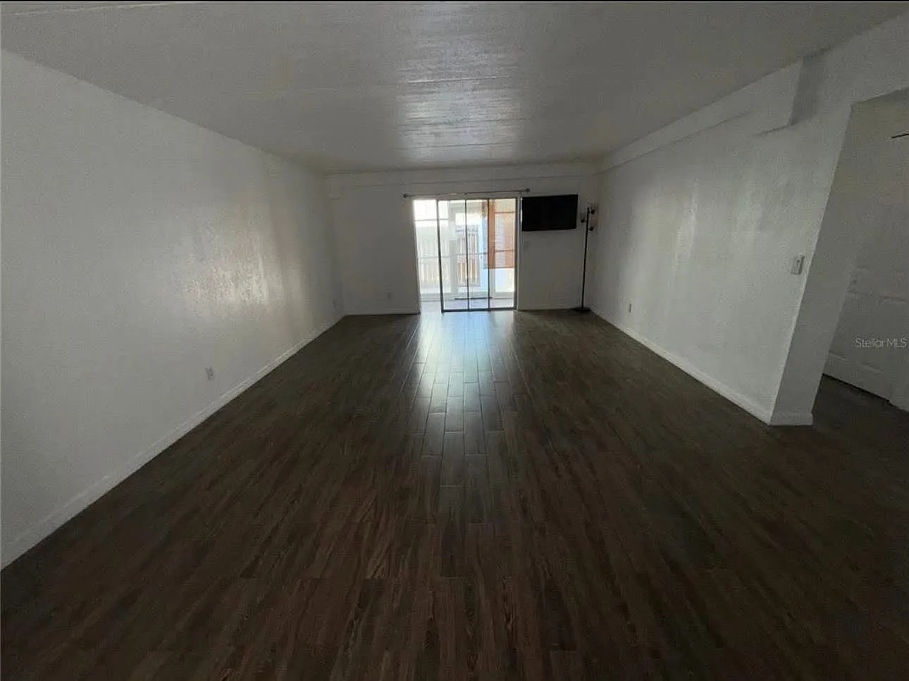 14421 Americana Cir — Photo 3