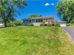 8316 30th Ave N, Crystal, MN 55427