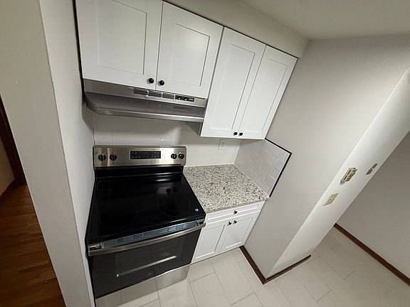 3rd image of 148 McCarty Ave #12
