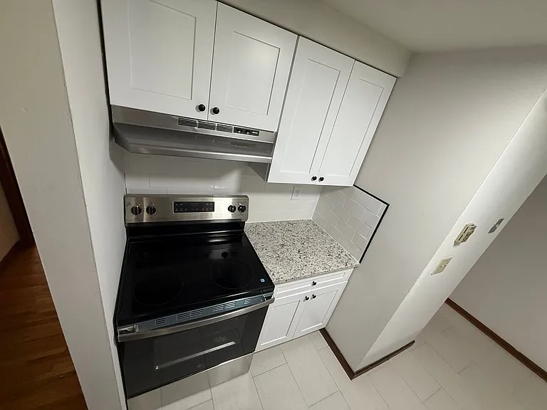 148 McCarty Ave — Photo 3