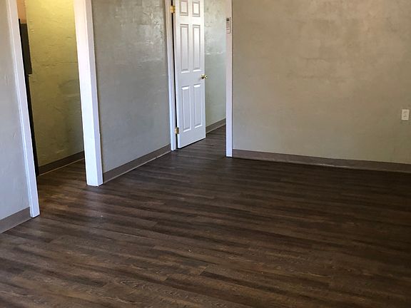 2nd image of 1250 Graham Ave