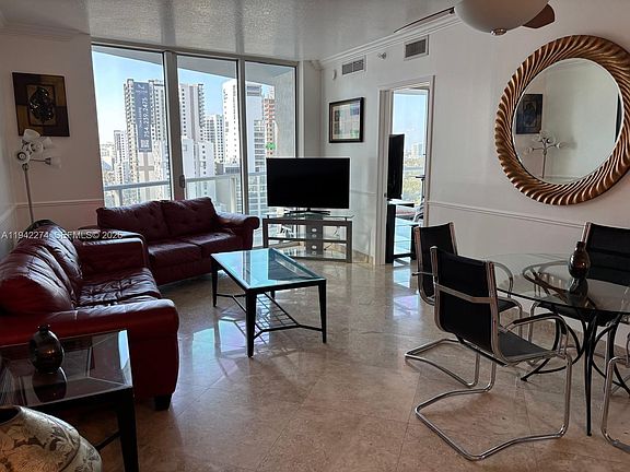 3rd image of 185 SW 7th St APT 1502