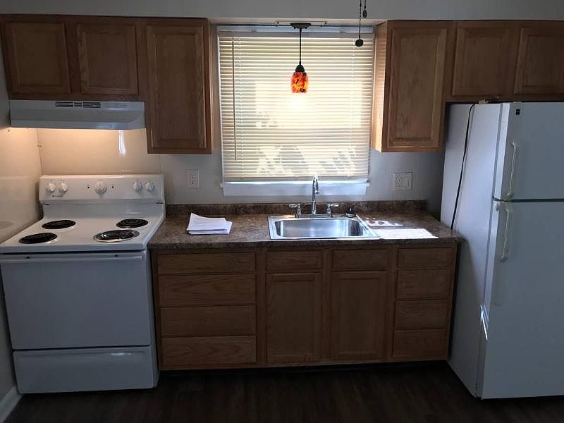 1st image of 4637-4639 Southern Blvd
