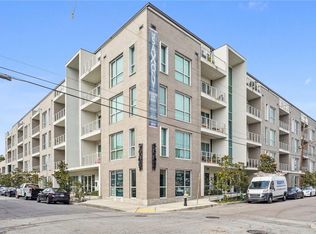 900 Bartholomew St #203, New Orleans, LA 70117