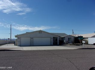 2992 Arabian Dr, Lake Havasu City, AZ 86404