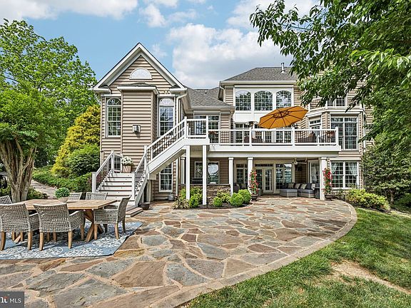 4th image of 98 Indian View Ct