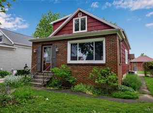 46 Central Blvd, Cheektowaga, NY 14225