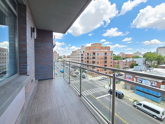 Rented by Modern Spaces | media 16