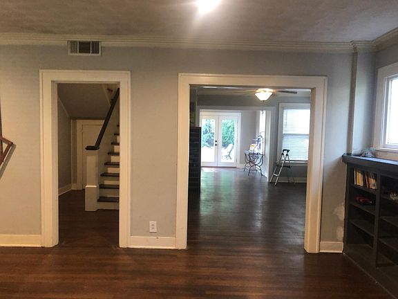 5th image of 1118 Kings Hwy