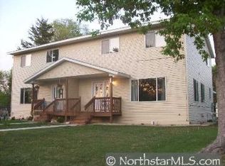 135 Excelsior Ave N, Annandale, MN 55302