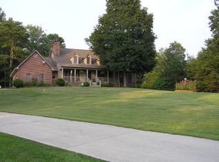 686 Big Creek Rd, La Follette, TN 37766