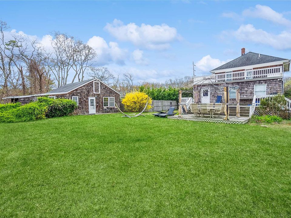 340 Old Country Rd, Eastport, NY 11941 Zillow