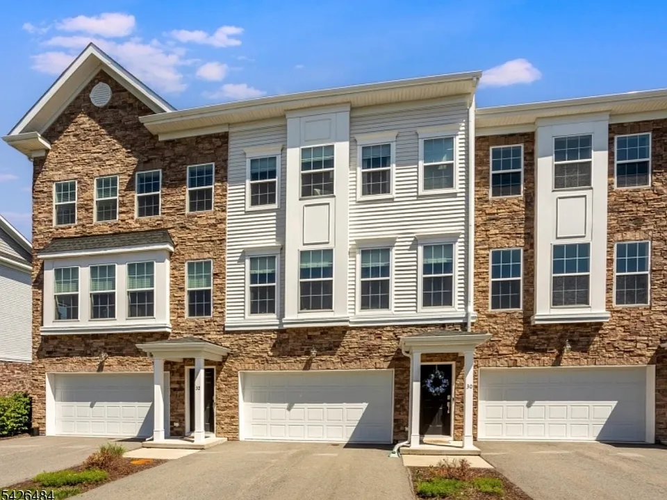 30 Colgate Dr