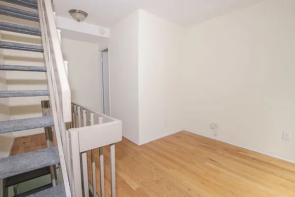 Rented by Avenues Real Estate | media 7