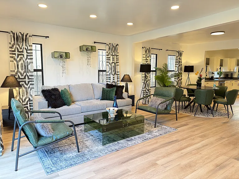 1235 S Longwood Ave #1235 — Photo 15
