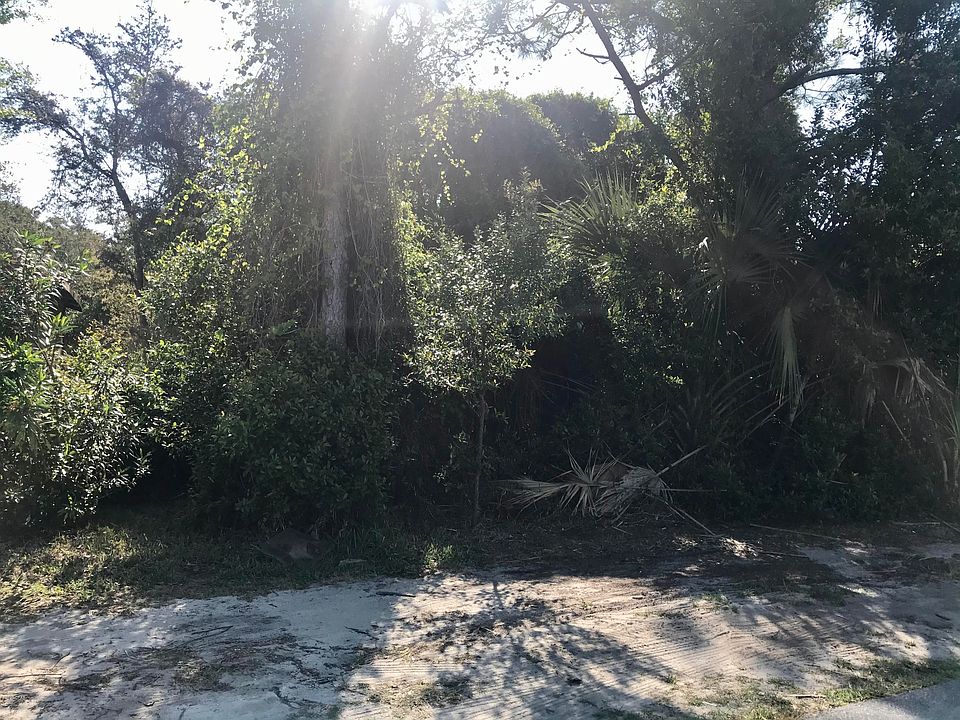 1st image of 230 Twin Lakes Dr