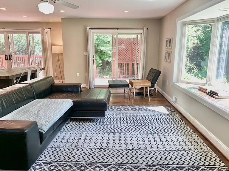 4808 Randolph Rd — Photo 11