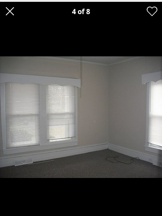 Very Spacious Living Room