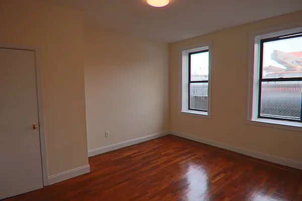 Rented by PMG Real Estate  | media 9