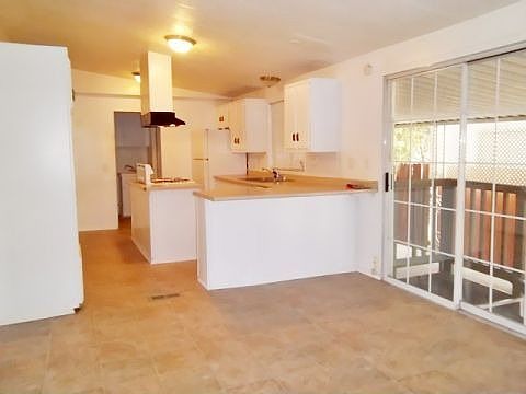 2nd image of 4901 Green River Rd #133