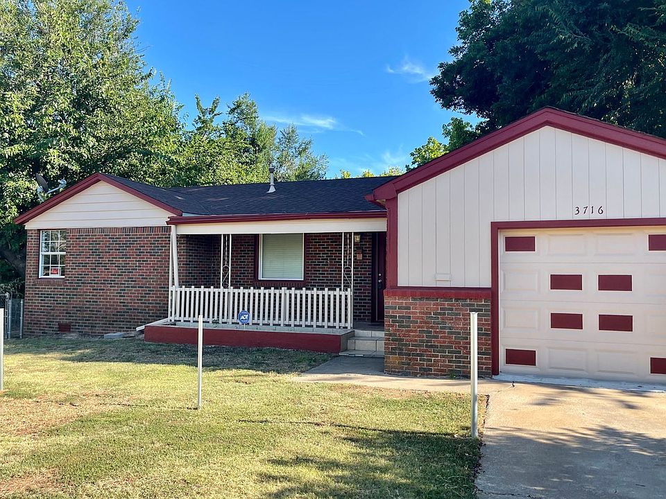 1st image of 3716 SE 15th St