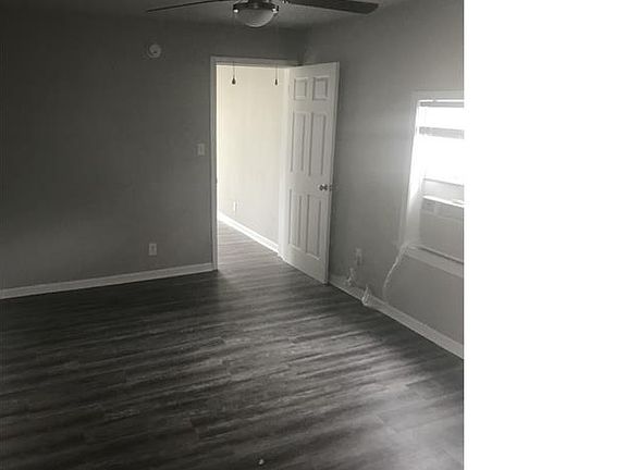4th image of 247 Herndon St