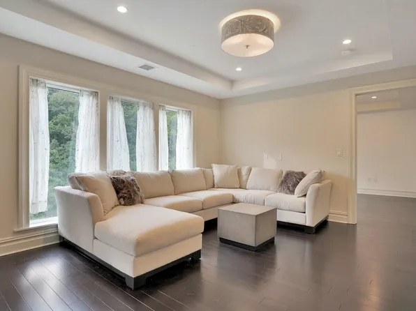 55 Eton Row image 6 of 26