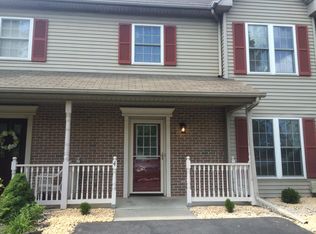 4 Ashburg Dr, Mechanicsburg, PA 17050