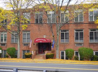 319 New Britain Rd APT 208, Berlin, CT 06037