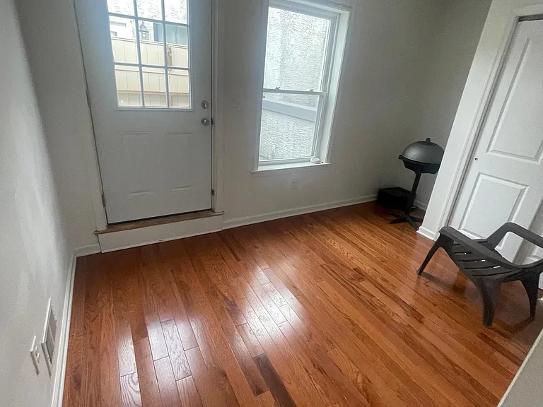 618 N 2nd St #3R — Photo 9