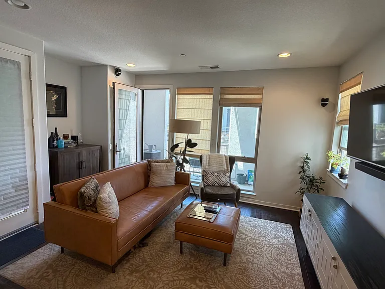 W 149th Pl — Photo 5