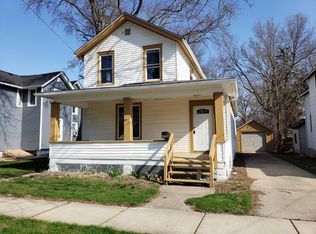 418 Center Ave, Aurora, IL 60505