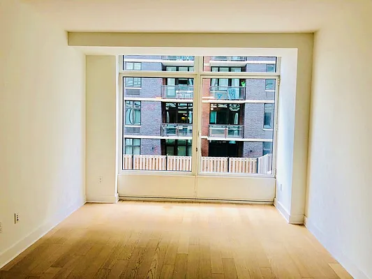 Rented by Aura Management | media 4