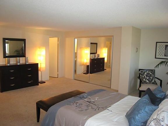 Very large master bedroom with oversized closet & sitting area