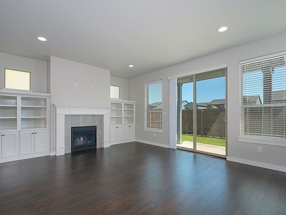 4th image of 15305 NE 108th Way