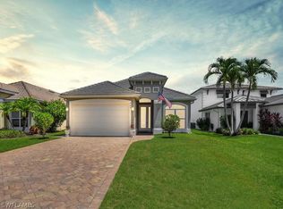 785 91st Ave N, Naples, FL 34108
