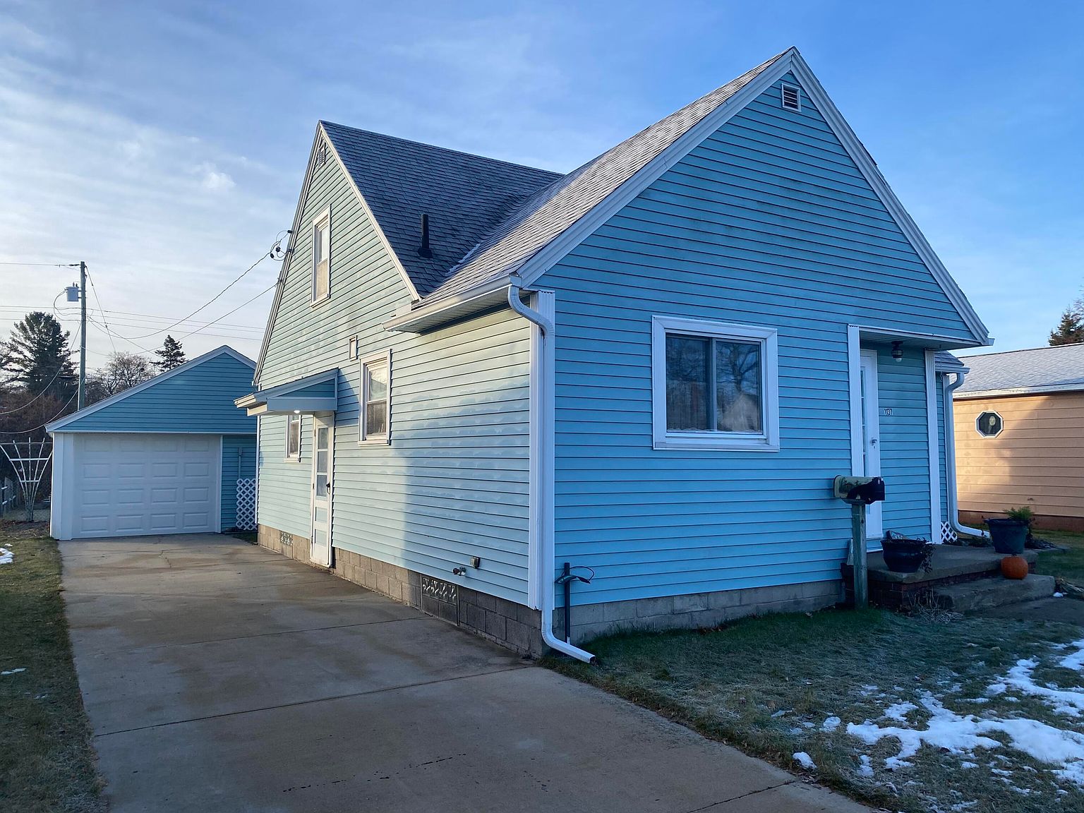 1137 W Friedrich St, Rogers City, MI 49779 Zillow