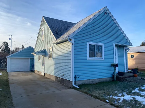1137 Friedrich St, Rogers City, MI 49779