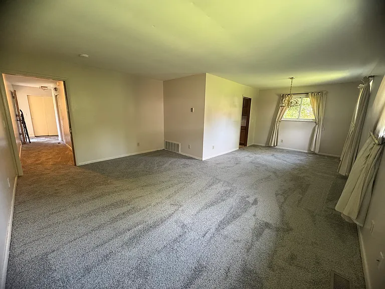 2579 Richmar Dr — Photo 10