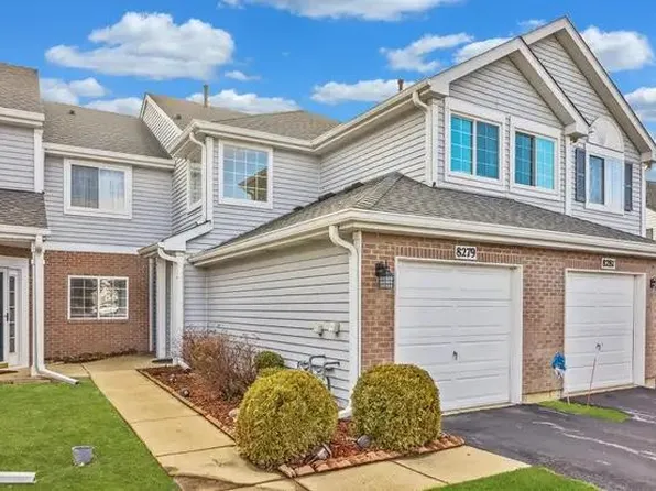 8281 Ripple Rdg #8281, Darien, IL 60561