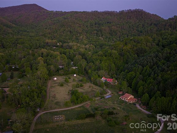48th image of 10 Dogwood Hills Ln #12