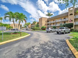 9310 Sunrise Lakes Blvd APT 110, Sunrise, FL 33322