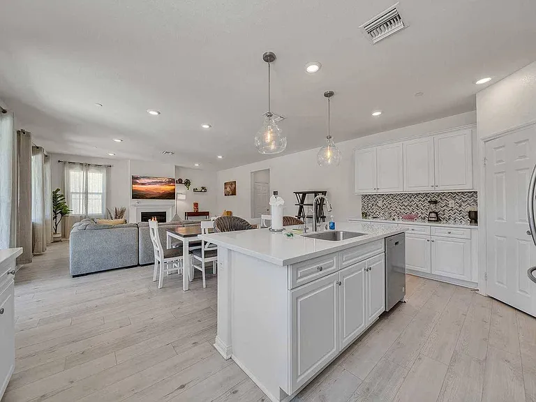 19907 Sunkissed Ridge Dr — Photo 12
