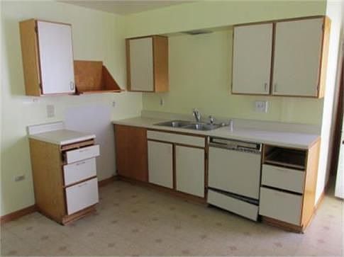 4th image of 517 W Hawthorne Dr